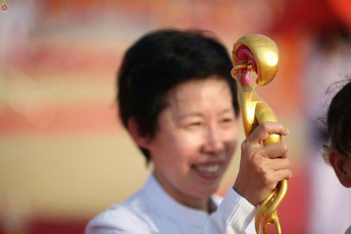 ภาพ No.23215:พิธีตอกเสาเข็มมงคล "มหาสุวรรณรัตนอินทขิล" สถาปนาสร้างอนุสรณ์สถาน มหาวิหารพระมงคลเทพมุนี สถานที่เผยแผ่ธรรมครั้งแรก ที่วัดบางปลา