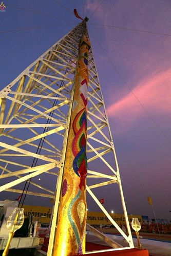 ภาพ No.23217:พิธีตอกเสาเข็มมงคล "มหาสุวรรณรัตนอินทขิล" สถาปนาสร้างอนุสรณ์สถาน มหาวิหารพระมงคลเทพมุนี สถานที่เผยแผ่ธรรมครั้งแรก ที่วัดบางปลา