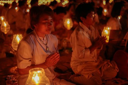 ภาพ No.23220:พิธีตอกเสาเข็มมงคล "มหาสุวรรณรัตนอินทขิล" สถาปนาสร้างอนุสรณ์สถาน มหาวิหารพระมงคลเทพมุนี สถานที่เผยแผ่ธรรมครั้งแรก ที่วัดบางปลา