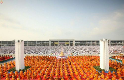 ภาพ No.23235:ประมวลภาพวันคุ้มครองโลก 22 เมษายน 2559 ณ วัดพระธรรมกาย