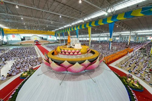 ภาพ No.23239:ประมวลภาพวันคุ้มครองโลก 22 เมษายน 2559 ณ วัดพระธรรมกาย