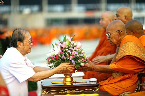 ภาพ No.23288:ประมวลภาพวันคุ้มครองโลก 22 เมษายน 2559 ณ วัดพระธรรมกาย