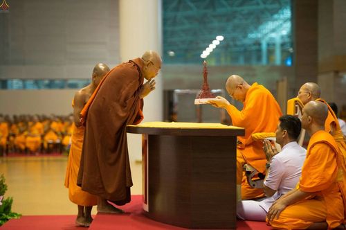 ภาพ No.23296:ประมวลภาพวันคุ้มครองโลก 22 เมษายน 2559 ณ วัดพระธรรมกาย