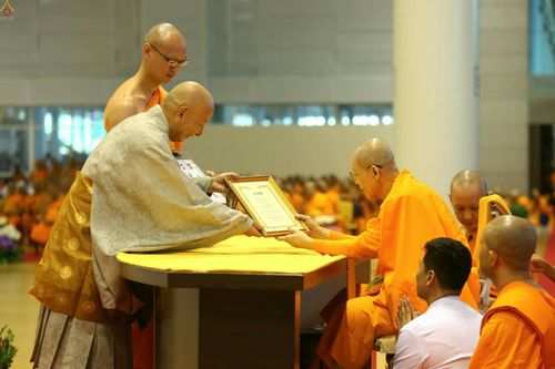 ภาพ No.23297:ประมวลภาพวันคุ้มครองโลก 22 เมษายน 2559 ณ วัดพระธรรมกาย