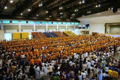 ภาพ No.24187:ตักบาตรแม่โจ้ วันเสาร์ที่ 4 มิถุนายน พ.ศ. 2559