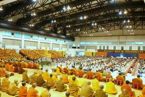 ภาพ No.24191:ตักบาตรแม่โจ้ วันเสาร์ที่ 4 มิถุนายน พ.ศ. 2559