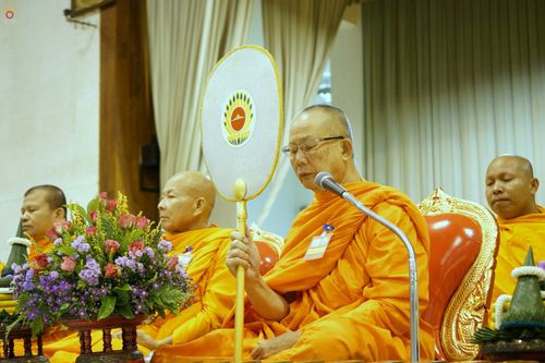 ภาพ No.24207:ตักบาตรแม่โจ้ วันเสาร์ที่ 4 มิถุนายน พ.ศ. 2559