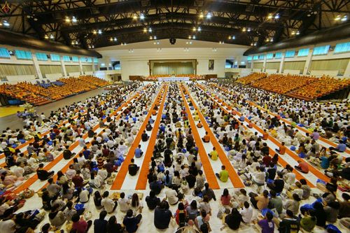 ภาพ No.24208:ตักบาตรแม่โจ้ วันเสาร์ที่ 4 มิถุนายน พ.ศ. 2559