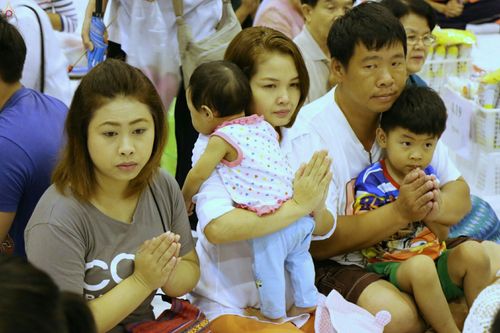 ภาพ No.24217:ตักบาตรแม่โจ้ วันเสาร์ที่ 4 มิถุนายน พ.ศ. 2559