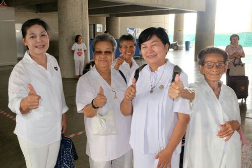 ภาพ No.23487:ประมวลภาพโครงการบวชผู้นำอุบาสิกาแก้ว 1 ล้านคนกตัญญูบูชา เนื่องในวันวิสาขบูชา