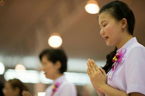 ภาพ No.23490:ประมวลภาพโครงการบวชผู้นำอุบาสิกาแก้ว 1 ล้านคนกตัญญูบูชา เนื่องในวันวิสาขบูชา