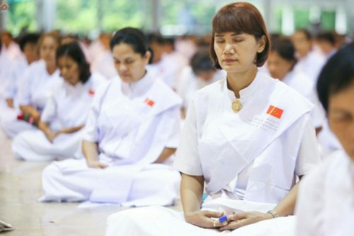 ภาพ No.23492:ประมวลภาพโครงการบวชผู้นำอุบาสิกาแก้ว 1 ล้านคนกตัญญูบูชา เนื่องในวันวิสาขบูชา