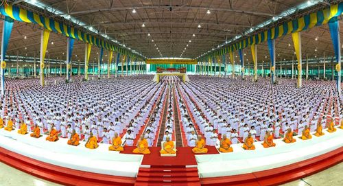 ภาพ No.23503:ประมวลภาพโครงการบวชผู้นำอุบาสิกาแก้ว 1 ล้านคนกตัญญูบูชา เนื่องในวันวิสาขบูชา