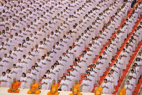 ภาพ No.23515:ประมวลภาพโครงการบวชผู้นำอุบาสิกาแก้ว 1 ล้านคนกตัญญูบูชา เนื่องในวันวิสาขบูชา