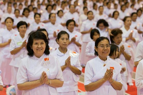 ภาพ No.23520:ประมวลภาพโครงการบวชผู้นำอุบาสิกาแก้ว 1 ล้านคนกตัญญูบูชา เนื่องในวันวิสาขบูชา