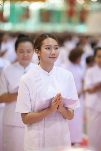 ภาพ No.23530:ประมวลภาพโครงการบวชผู้นำอุบาสิกาแก้ว 1 ล้านคนกตัญญูบูชา เนื่องในวันวิสาขบูชา