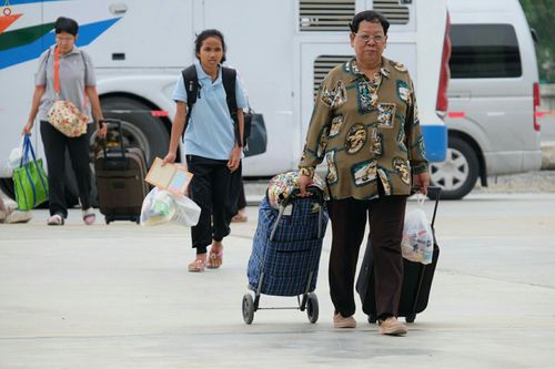 ภาพ No.23541:ประมวลภาพโครงการบวชผู้นำอุบาสิกาแก้ว 1 ล้านคนกตัญญูบูชา เนื่องในวันวิสาขบูชา