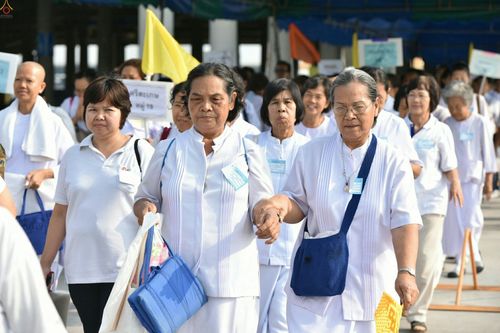 ภาพ No.23546:ประมวลภาพโครงการบวชผู้นำอุบาสิกาแก้ว 1 ล้านคนกตัญญูบูชา เนื่องในวันวิสาขบูชา