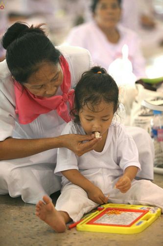 ภาพ No.23562:ประมวลภาพโครงการบวชผู้นำอุบาสิกาแก้ว 1 ล้านคนกตัญญูบูชา เนื่องในวันวิสาขบูชา