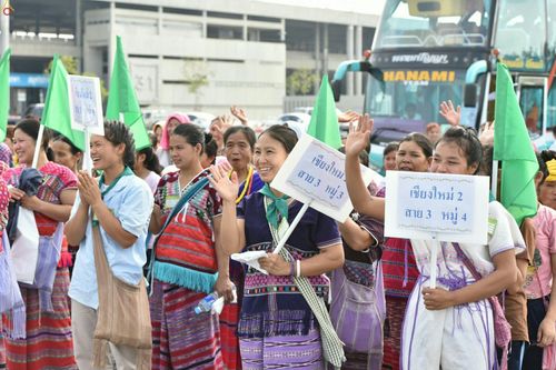 ภาพ No.23561:ประมวลภาพโครงการบวชผู้นำอุบาสิกาแก้ว 1 ล้านคนกตัญญูบูชา เนื่องในวันวิสาขบูชา