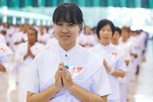 ภาพ No.23576:ประมวลภาพโครงการบวชผู้นำอุบาสิกาแก้ว 1 ล้านคนกตัญญูบูชา เนื่องในวันวิสาขบูชา