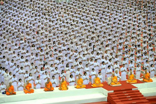 ภาพ No.23597:ประมวลภาพโครงการบวชผู้นำอุบาสิกาแก้ว 1 ล้านคนกตัญญูบูชา เนื่องในวันวิสาขบูชา