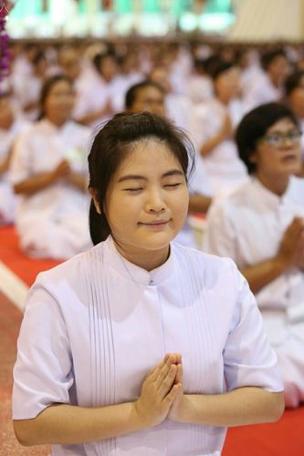 ภาพ No.23605:ประมวลภาพโครงการบวชผู้นำอุบาสิกาแก้ว 1 ล้านคนกตัญญูบูชา เนื่องในวันวิสาขบูชา