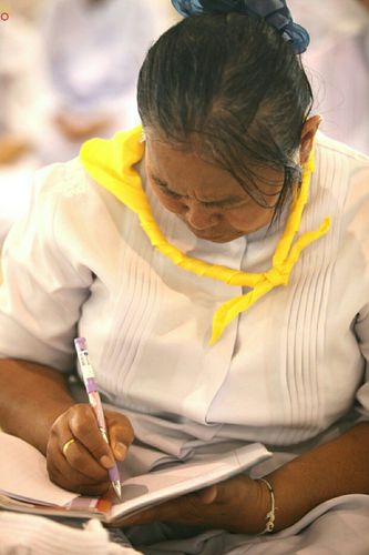 ภาพ No.23602:ประมวลภาพโครงการบวชผู้นำอุบาสิกาแก้ว 1 ล้านคนกตัญญูบูชา เนื่องในวันวิสาขบูชา