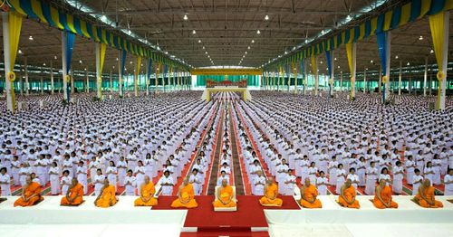 ภาพ No.23613:ประมวลภาพโครงการบวชผู้นำอุบาสิกาแก้ว 1 ล้านคนกตัญญูบูชา เนื่องในวันวิสาขบูชา