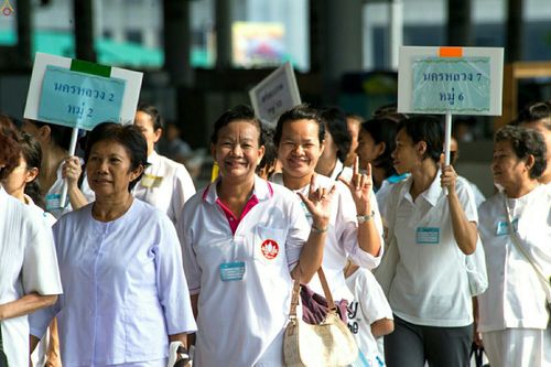 ภาพ No.23617:ประมวลภาพโครงการบวชผู้นำอุบาสิกาแก้ว 1 ล้านคนกตัญญูบูชา เนื่องในวันวิสาขบูชา