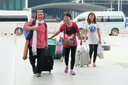 ภาพ No.23643:ประมวลภาพโครงการบวชผู้นำอุบาสิกาแก้ว 1 ล้านคนกตัญญูบูชา เนื่องในวันวิสาขบูชา