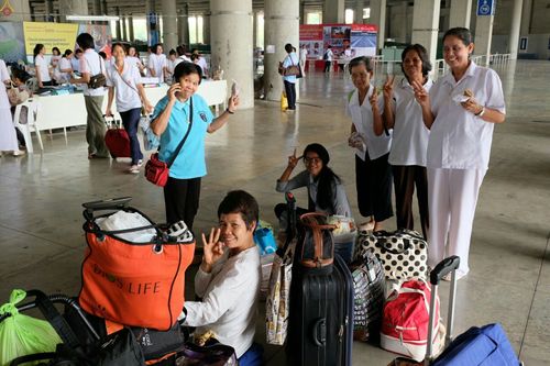 ภาพ No.23646:ประมวลภาพโครงการบวชผู้นำอุบาสิกาแก้ว 1 ล้านคนกตัญญูบูชา เนื่องในวันวิสาขบูชา