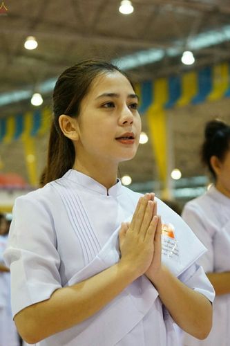 ภาพ No.23656:ประมวลภาพโครงการบวชผู้นำอุบาสิกาแก้ว 1 ล้านคนกตัญญูบูชา เนื่องในวันวิสาขบูชา