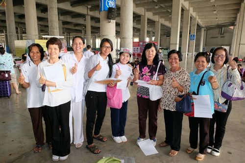 ภาพ No.23657:ประมวลภาพโครงการบวชผู้นำอุบาสิกาแก้ว 1 ล้านคนกตัญญูบูชา เนื่องในวันวิสาขบูชา