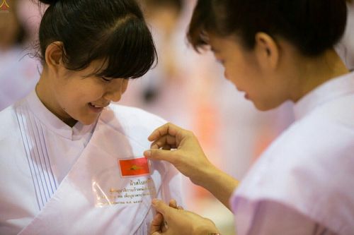 ภาพ No.23660:ประมวลภาพโครงการบวชผู้นำอุบาสิกาแก้ว 1 ล้านคนกตัญญูบูชา เนื่องในวันวิสาขบูชา