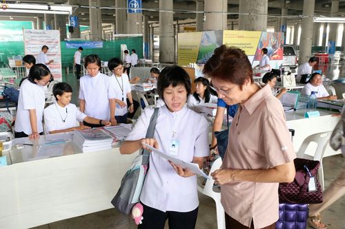 ภาพ No.23674:ประมวลภาพโครงการบวชผู้นำอุบาสิกาแก้ว 1 ล้านคนกตัญญูบูชา เนื่องในวันวิสาขบูชา