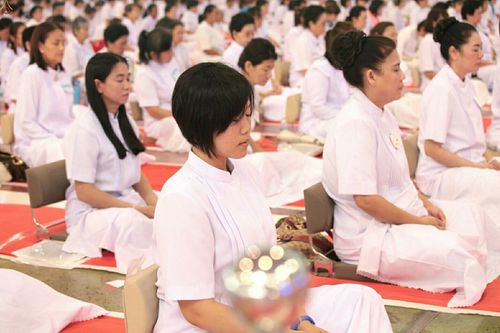 ภาพ No.23683:ประมวลภาพโครงการบวชผู้นำอุบาสิกาแก้ว 1 ล้านคนกตัญญูบูชา เนื่องในวันวิสาขบูชา