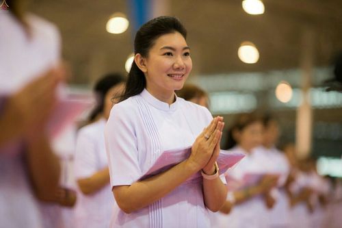 ภาพ No.23684:ประมวลภาพโครงการบวชผู้นำอุบาสิกาแก้ว 1 ล้านคนกตัญญูบูชา เนื่องในวันวิสาขบูชา