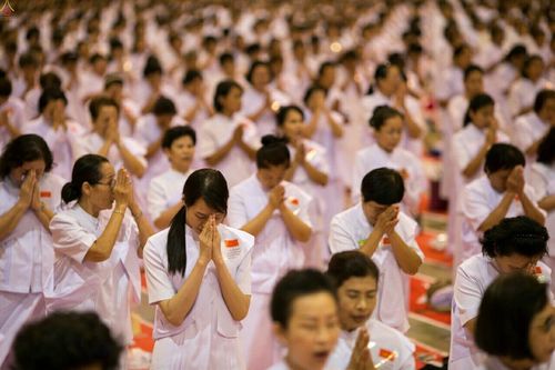 ภาพ No.23691:ประมวลภาพโครงการบวชผู้นำอุบาสิกาแก้ว 1 ล้านคนกตัญญูบูชา เนื่องในวันวิสาขบูชา