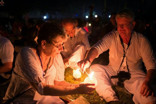 ภาพ No.24241:วิสาขบูชา ณ บรมพุทโธ ประเทศอินโดนีเซีย