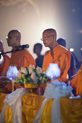 ภาพ No.24257:วิสาขบูชา ณ บรมพุทโธ ประเทศอินโดนีเซีย