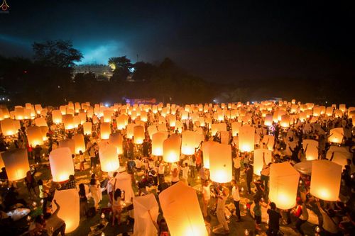 ภาพ No.24289:วิสาขบูชา ณ บรมพุทโธ ประเทศอินโดนีเซีย