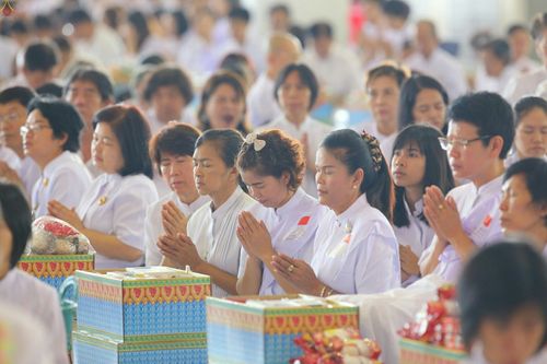 ภาพ No.23708:ประมวลภาพวันวิสาขบูชา 2559 ณ วัดพระธรรมกาย จ.ปทุมธานี