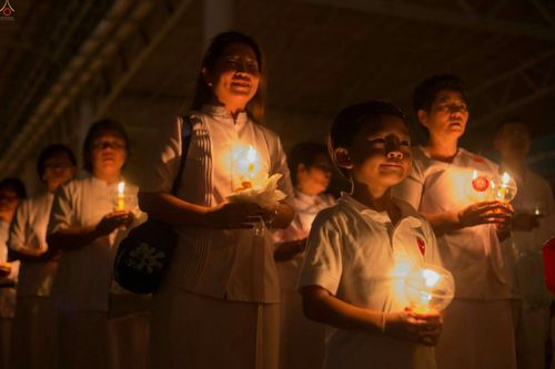 ภาพ No.23712:ประมวลภาพวันวิสาขบูชา 2559 ณ วัดพระธรรมกาย จ.ปทุมธานี