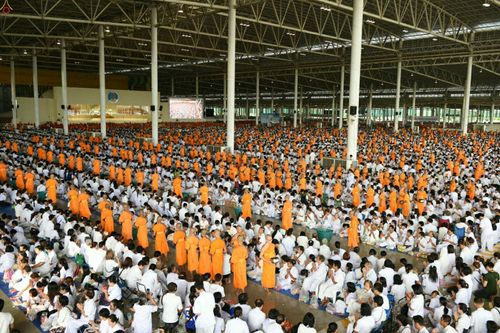 ภาพ No.23732:ประมวลภาพวันวิสาขบูชา 2559 ณ วัดพระธรรมกาย จ.ปทุมธานี