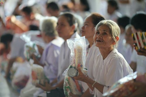 ภาพ No.23728:ประมวลภาพวันวิสาขบูชา 2559 ณ วัดพระธรรมกาย จ.ปทุมธานี