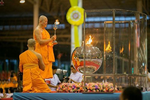 ภาพ No.23755:ประมวลภาพวันวิสาขบูชา 2559 ณ วัดพระธรรมกาย จ.ปทุมธานี