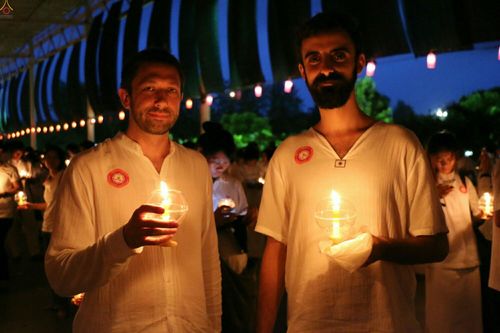 ภาพ No.23757:ประมวลภาพวันวิสาขบูชา 2559 ณ วัดพระธรรมกาย จ.ปทุมธานี