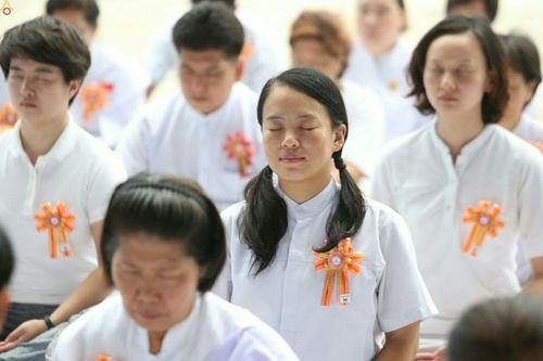 ภาพ No.23810:ประมวลภาพวันวิสาขบูชา 2559 ณ วัดพระธรรมกาย จ.ปทุมธานี