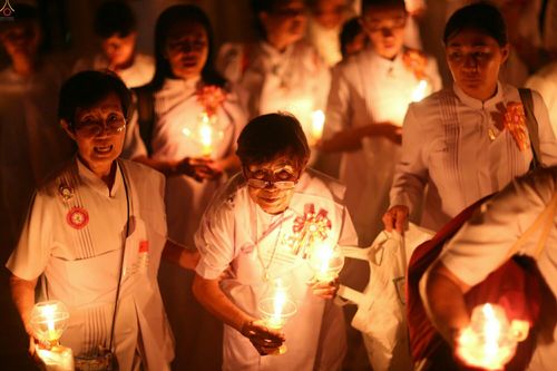 ภาพ No.23811:ประมวลภาพวันวิสาขบูชา 2559 ณ วัดพระธรรมกาย จ.ปทุมธานี